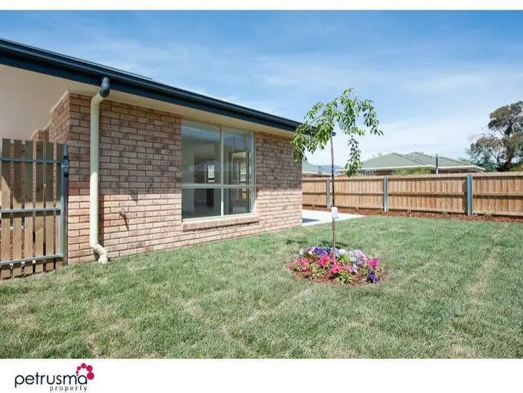 Fourth view of Homely villa listing, 1/15 Talune Street, Lindisfarne TAS 7015