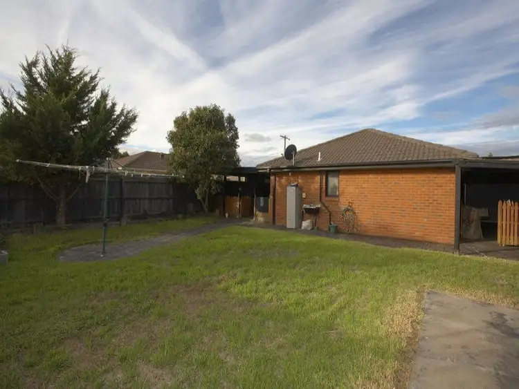 Seventh view of Homely house listing, 9 Loretta Court, Seabrook VIC 3028