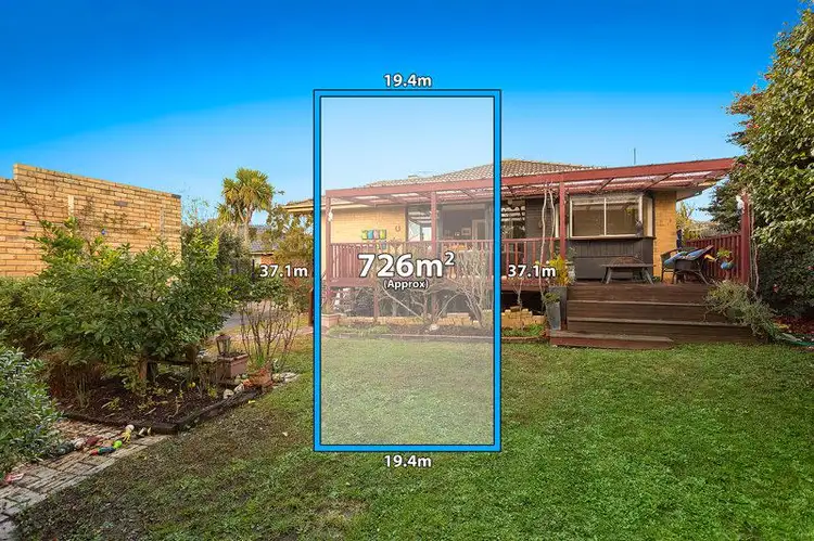 Second view of Homely house listing, 3 Gowan Road, Mount Waverley VIC 3149