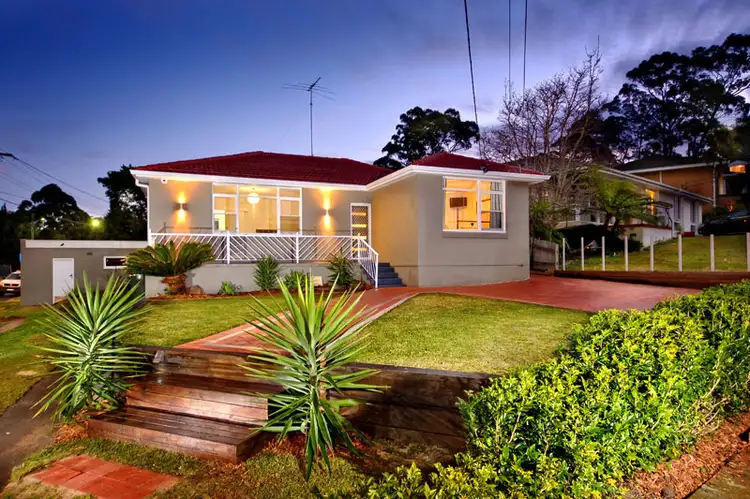 2 Wanganui Road, Kirrawee NSW 2232