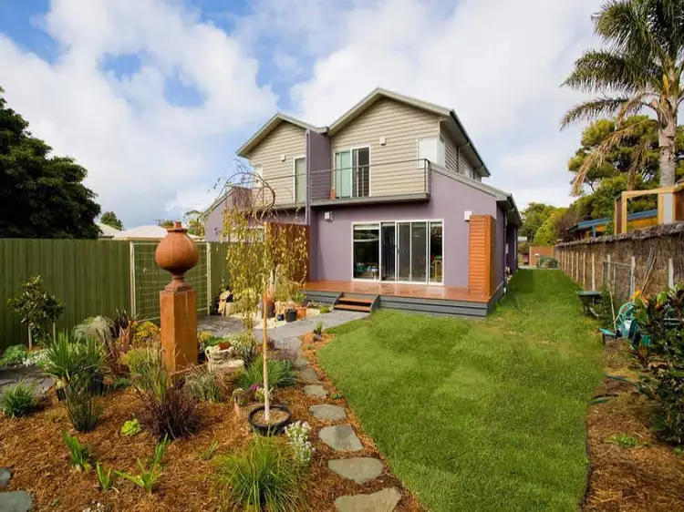 2/6 McLennan Street, Apollo Bay VIC 3233