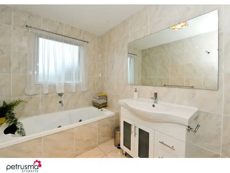 Seventh view of Homely townhouse listing, 11 Chapman Street, Bellerive TAS 7018