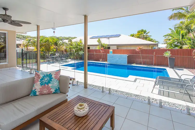 7 Seaspray Close, Shoal Point QLD 4750