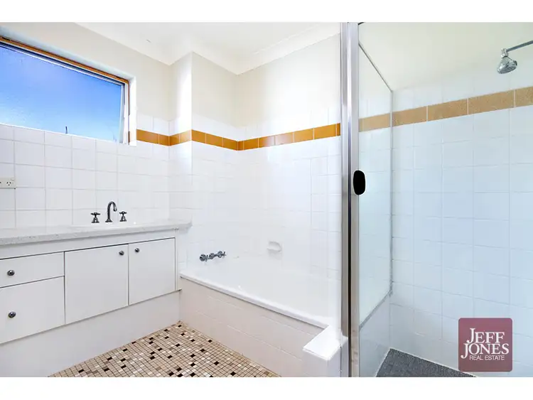 Sixth view of Homely unit listing, 4/66 Cedar Street, Greenslopes QLD 4120