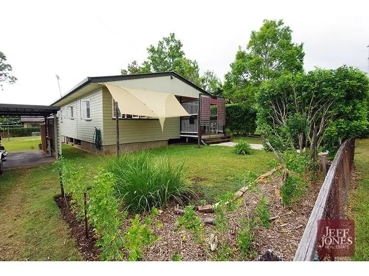 23 Claremont Street, Birkdale QLD 4159