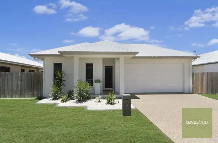 Second view of Homely house listing, 9 Solana Circuit, Burdell QLD 4818