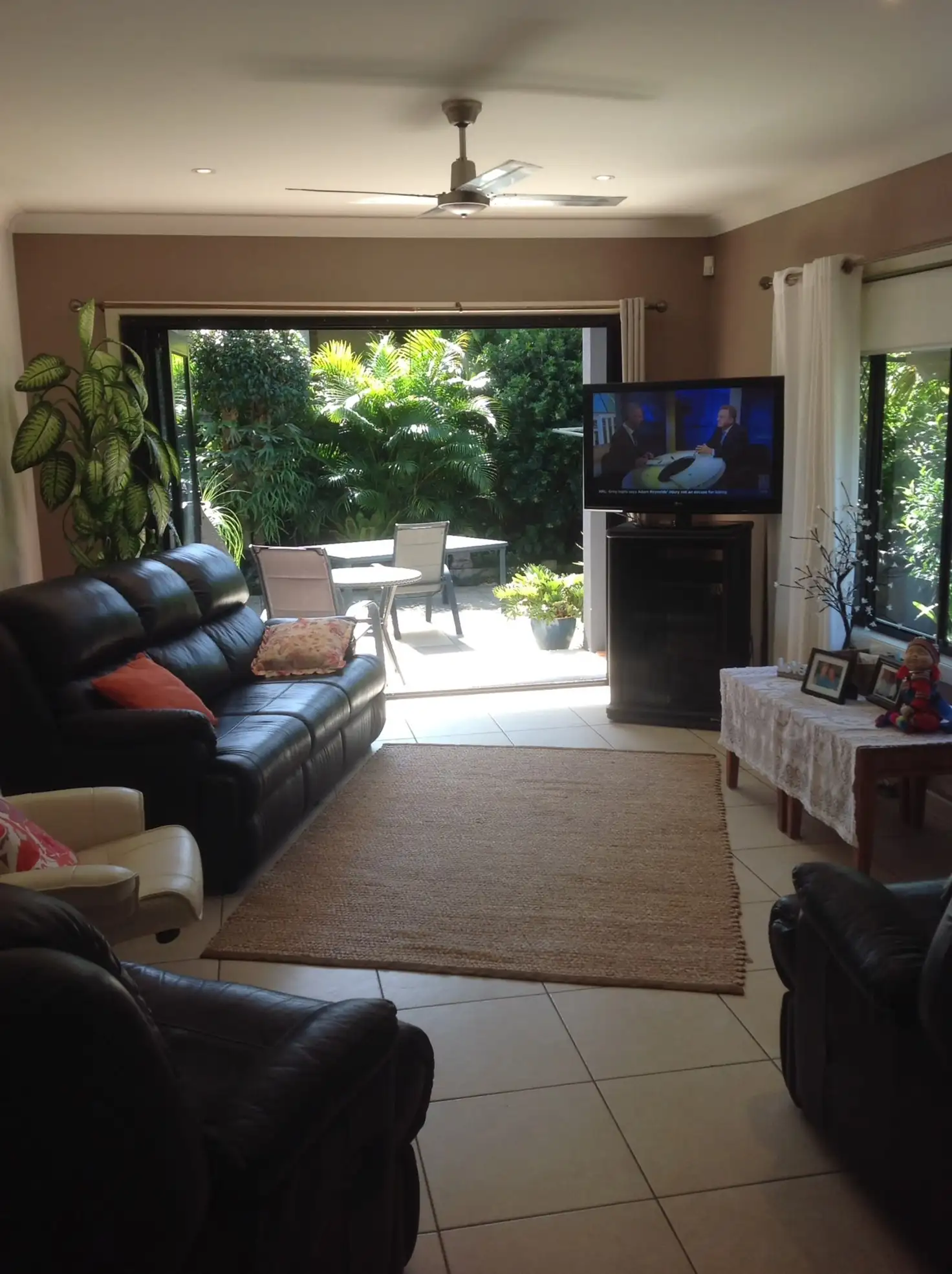 Main view of Homely townhouse listing, 1/39 Fourth Avenue, Palm Beach QLD 4221