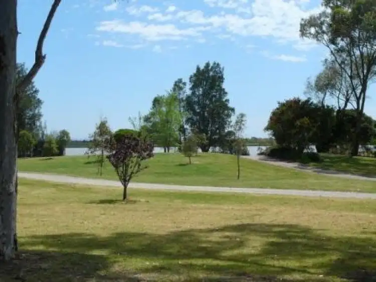 Second view of Homely house listing, 18 Fisher Court, Altona VIC 3018
