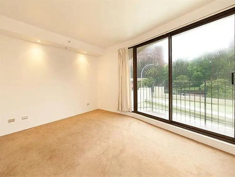 Fifth view of Homely apartment listing, 104/2 Elizabeth Bay Road, Elizabeth Bay NSW 2011