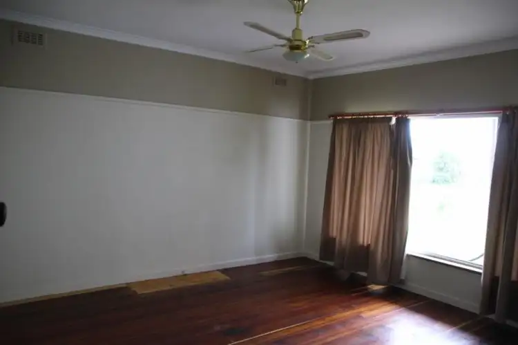 Sixth view of Homely house listing, 14 Errett Street, Horsham VIC 3400