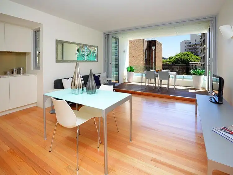 Main view of Homely apartment listing, 4/12-16 Challis Avenue, Potts Point NSW 2011