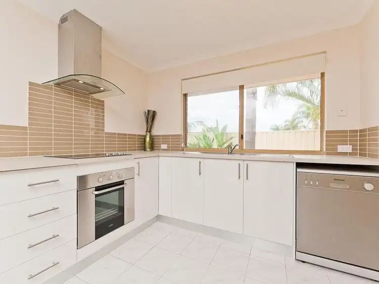 Sixth view of Homely house listing, 8 Greta Place, Thornlie WA 6108