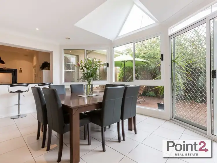 Fifth view of Homely house listing, 7 Palm Court, LONG ISLAND, Frankston VIC 3199