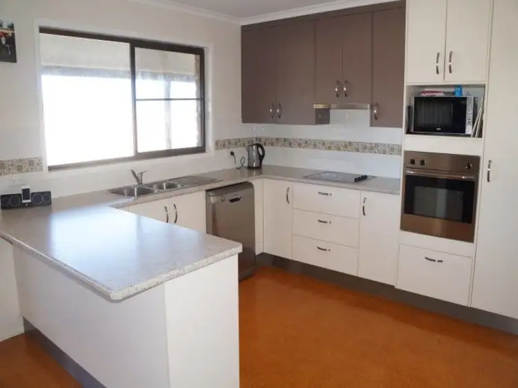 25 Price Street, Chinchilla QLD 4413