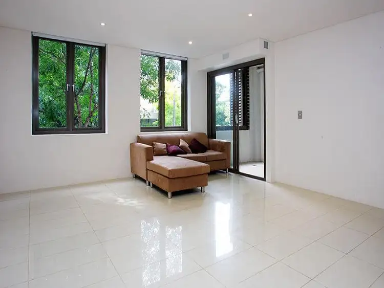 Second view of Homely apartment listing, 2/41B Elizabeth Bay Road, Elizabeth Bay NSW 2011
