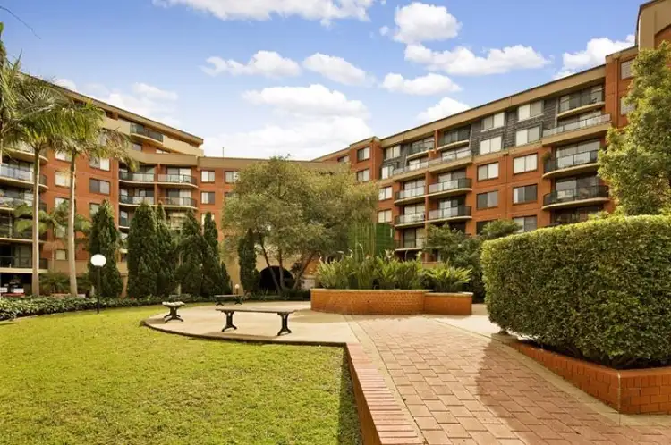 7303/177-219 Mitchell Road, Erskineville NSW 2043
