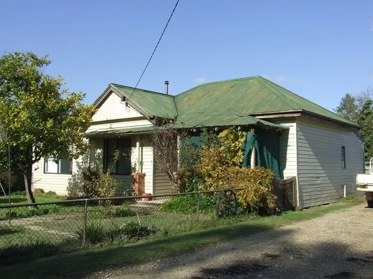 Fourth view of Homely house listing, 98 Great Alpine Road, Myrtleford VIC 3737