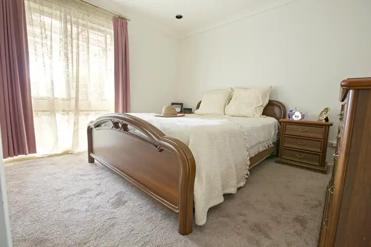 Sixth view of Homely house listing, 1 Howlett Close, Chipping Norton NSW 2170