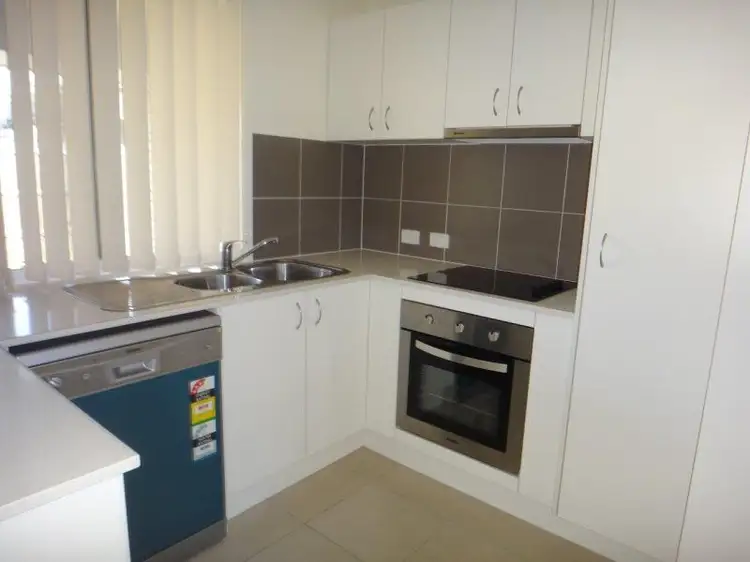 7 Nicole Court, Redbank QLD 4301