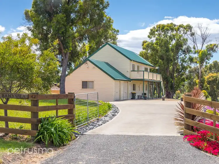 42 Bay Street, Dunalley TAS 7177