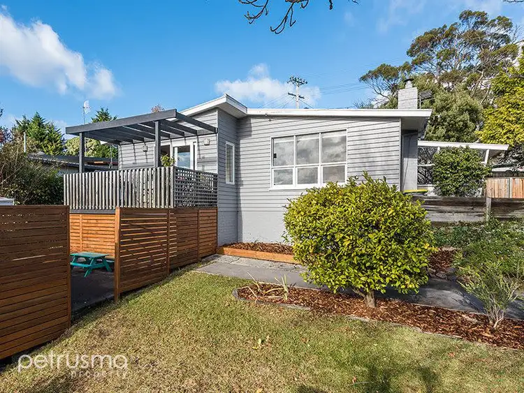 10 Athleen Avenue, Lenah Valley TAS 7008