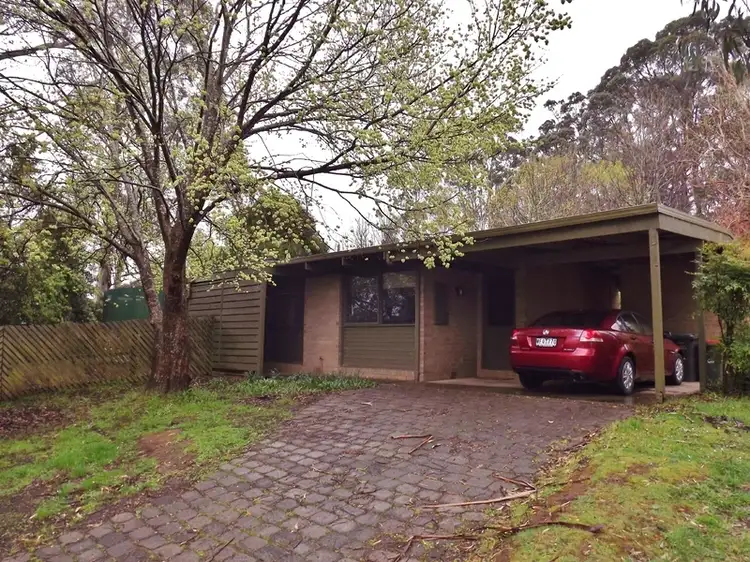 Second view of Homely house listing, 5 St Gwinear Court, Rawson VIC 3825
