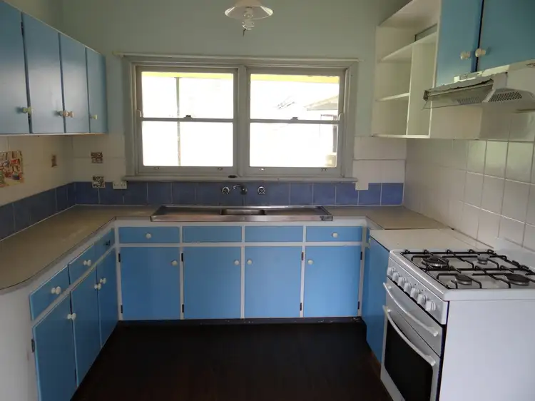 Second view of Homely house listing, 6867 Great Alpine Road, Porepunkah VIC 3740