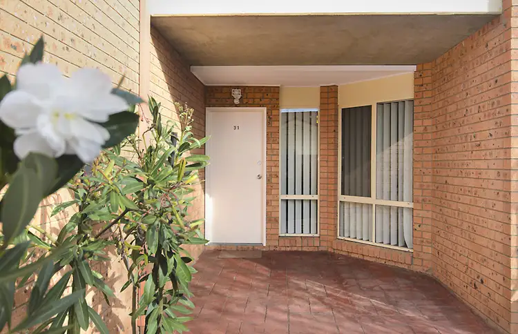 31/12 Albermarle Place, Phillip ACT 2606