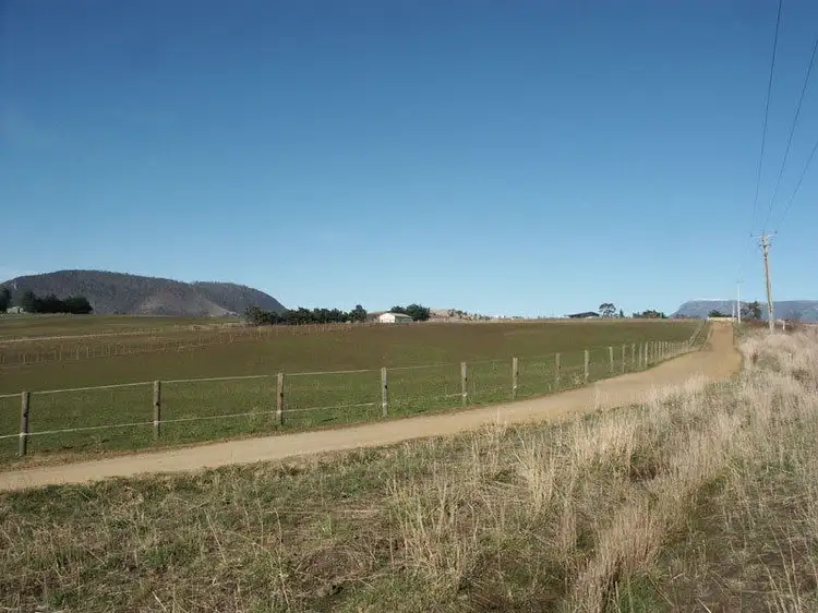 128 Old Beach Road, Old Beach TAS 7017