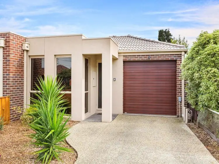 1/11 Richards Court, Brooklyn VIC 3012