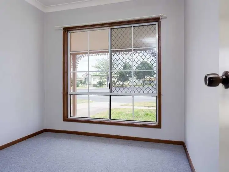 Fifth view of Homely unit listing, Unit 2/32 Bolton Street, Wagga Wagga NSW 2650