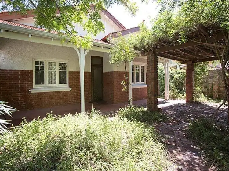 199 Sixth Avenue, Inglewood WA 6052
