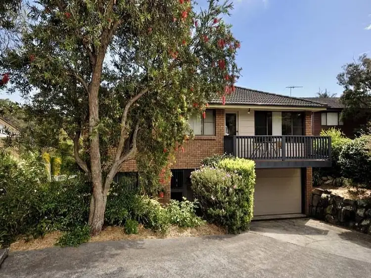 19 Glenora Road, Yarrawarrah NSW 2233