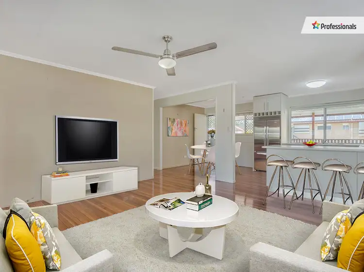 Second view of Homely house listing, 7 Kolora Crescent, Ferny Hills QLD 4055