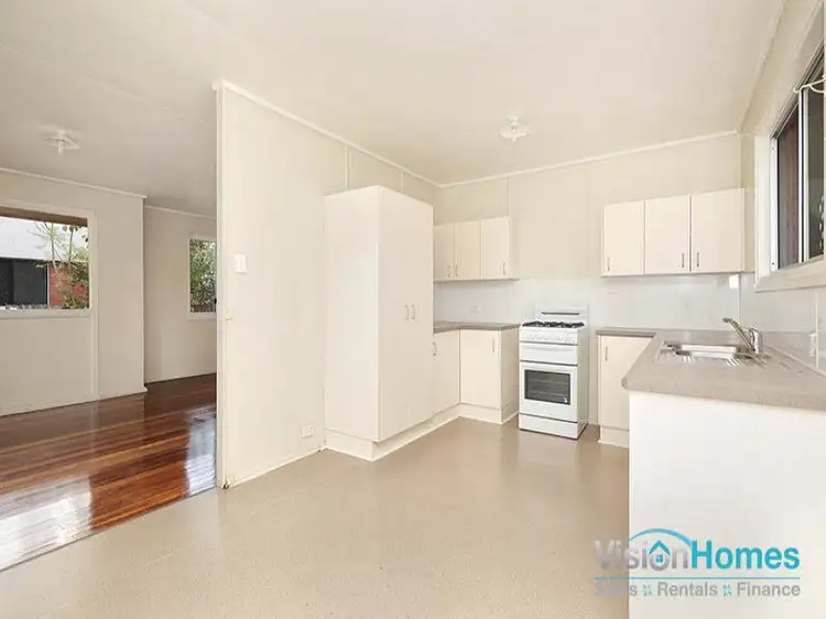 Fifth view of Homely house listing, 18 GIBBS ST, Riverview QLD 4303