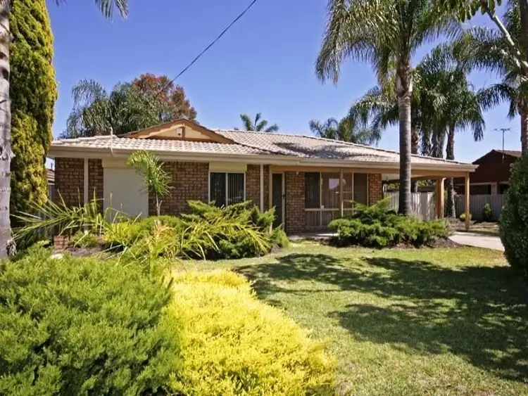 135 Berehaven Avenue, Thornlie WA 6108