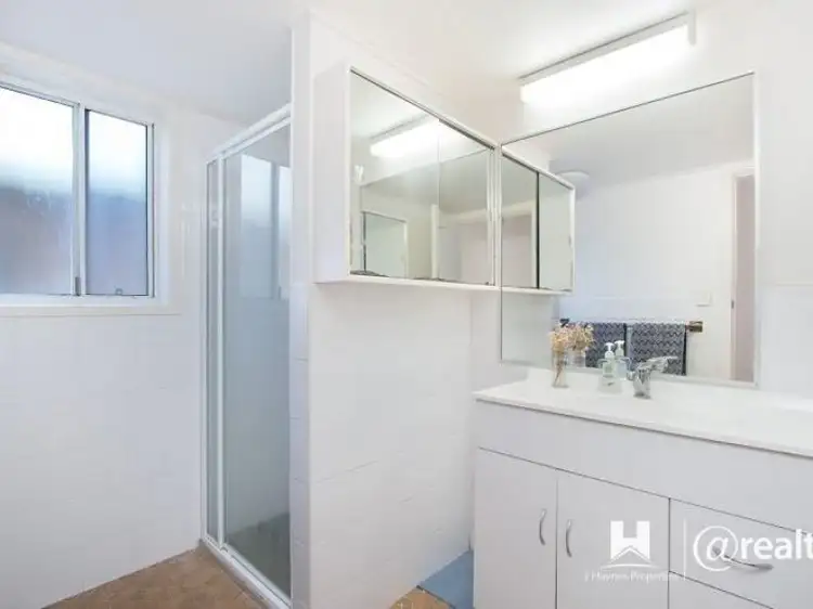 Sixth view of Homely unit listing, 1/16 Pacific Parade, Bilinga QLD 4225