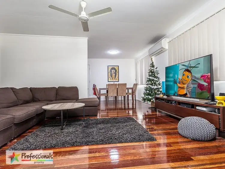 15 Disney Street, Stafford Heights QLD 4053