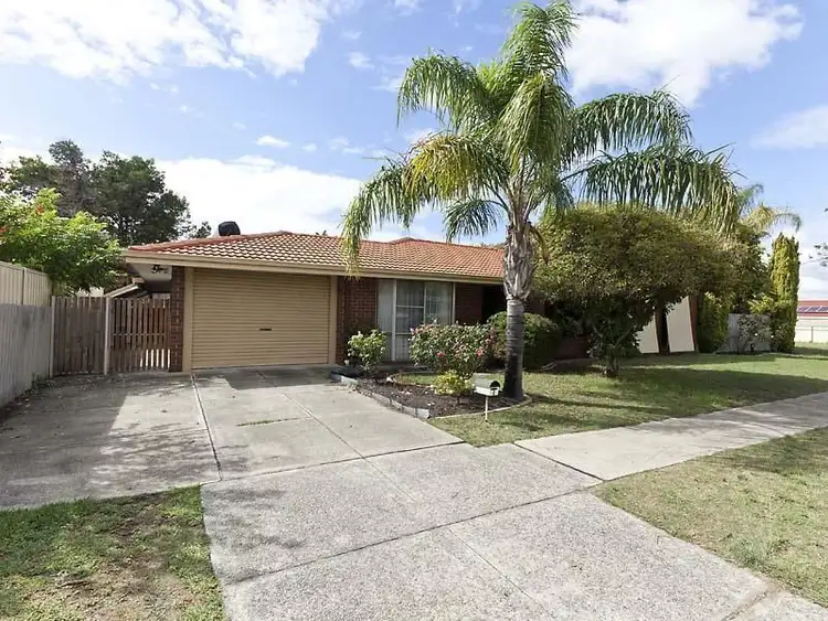 4 Bardwell Street, Thornlie WA 6108