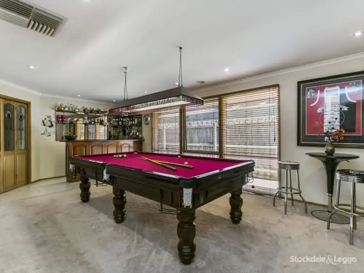 Fifth view of Homely house listing, 1 HUNTINGDALE CLOSE, Cranbourne VIC 3977
