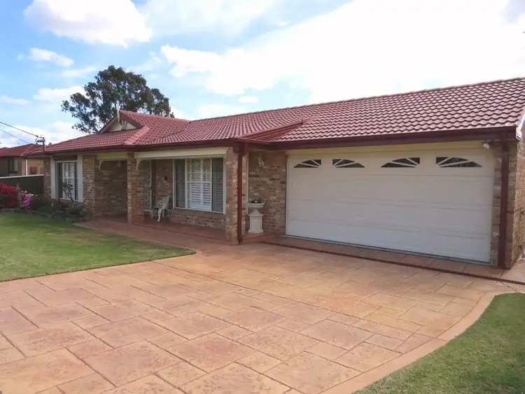 4 Mackellar Street, Cessnock NSW 2325