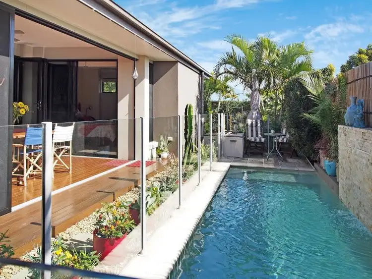 17 Blueberry Street, Banksia Beach QLD 4507
