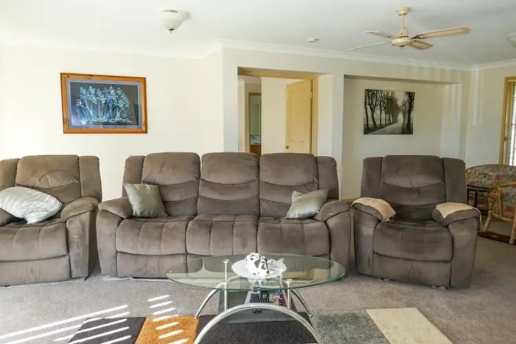 Sixth view of Homely house listing, 8 Blue Wren Close, Gulmarrad NSW 2463