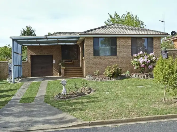 28 Anzac Place, Orange NSW 2800