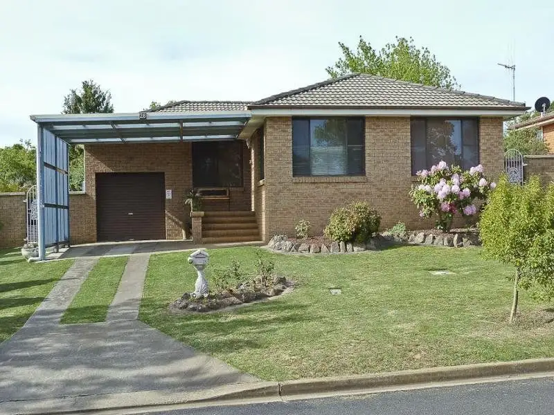 Main view of Homely house listing, 28 Anzac Place, Orange NSW 2800