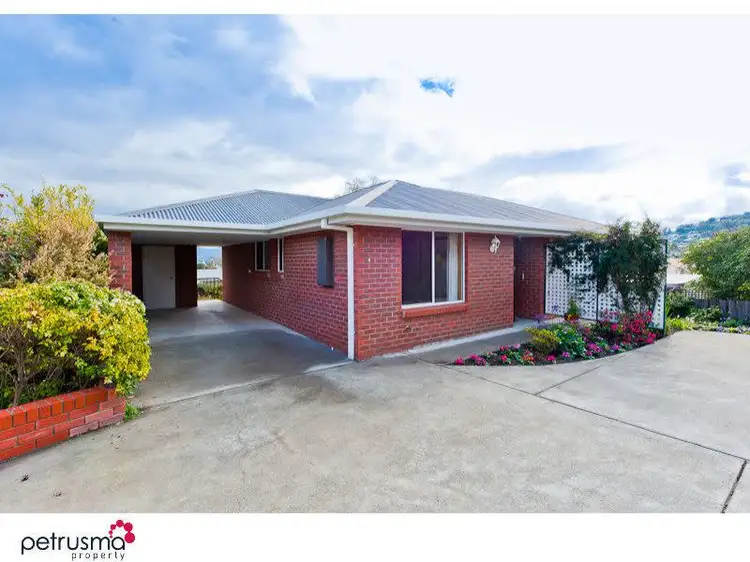 3/28A Loatta Road, Lindisfarne TAS 7015