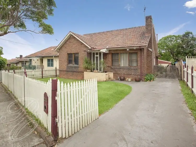 142 Cosgrove Road, Belfield NSW 2191