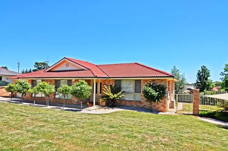 28 McCarron Place, Orange NSW 2800