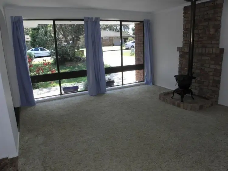 Sixth view of Homely house listing, 8 Romar Close, Bomaderry NSW 2541