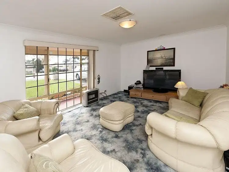 Fifth view of Homely house listing, 38 Forest Lakes Drive, Thornlie WA 6108